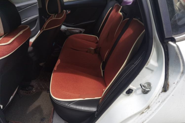 Used Soueast V5 Lingzhi 2015 Plus 1.5L Manual ZhiZun Version Left Rear Seat