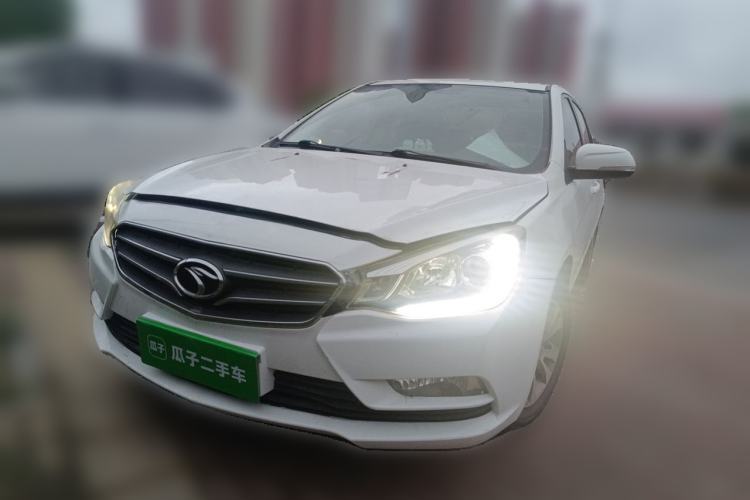 Used Soueast V5 Lingzhi 2015 Plus 1.5L Manual Smart Edition Guazi used car, China used car export, Used car for sale, Used cars, Cheapest cars for sale
