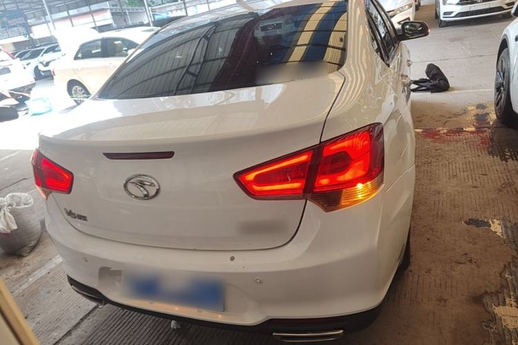 Used Soueast V5 Lingzhi 2015 Plus 1.5L Manual Escort Model Rear
