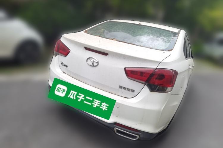 Used Soueast V5 Lingzhi 2015 Plus 1.5L Manual ZhiZun Version Rear Right 45 Deg