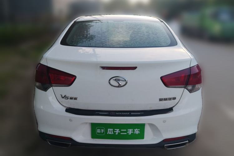 Used Soueast V5 Lingzhi 2015 Plus 1.5L Manual Smart Edition Rear