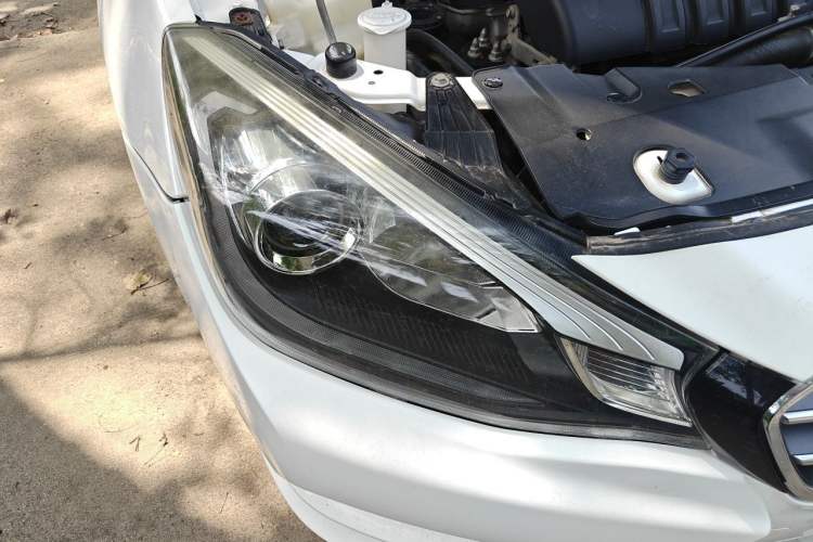 Used Soueast V5 Lingzhi 2015 Plus 1.5L Manual Smart Edition Right Front Headlight