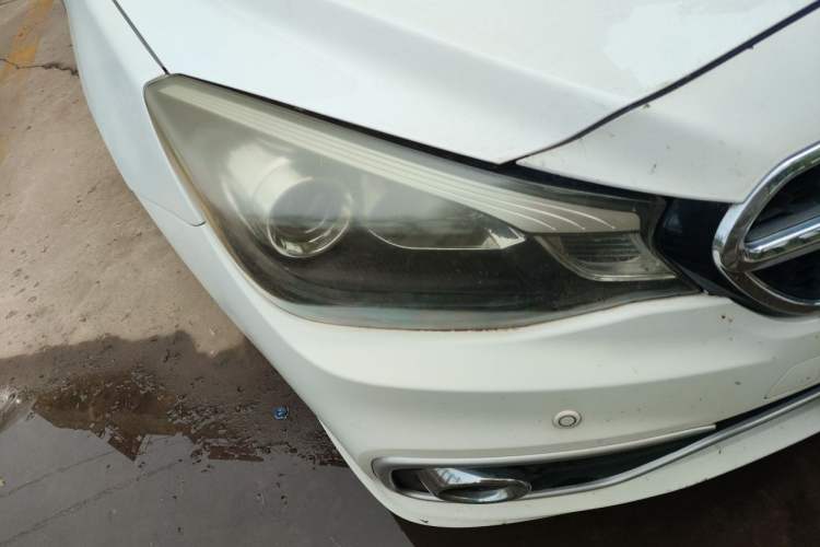 Used Soueast V5 Lingzhi 2015 Plus 1.5T CVT Intelligent Control Version Right Front Headlight