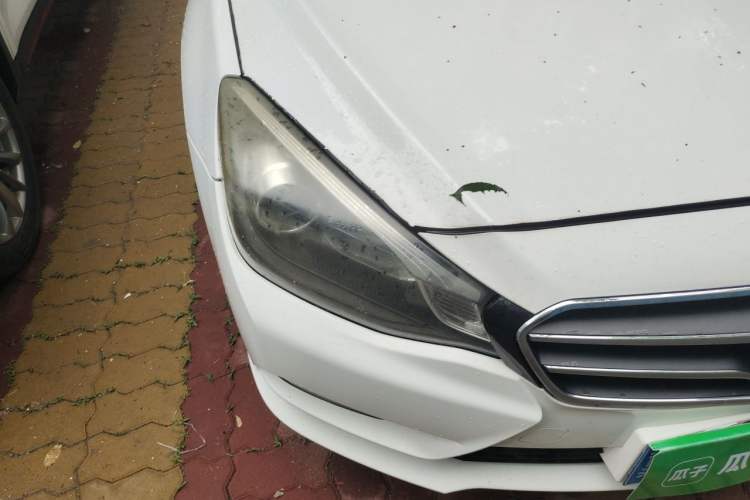 Used Soueast V5 Lingzhi 2015 Plus 1.5L Manual Smart Edition Right Front Headlight