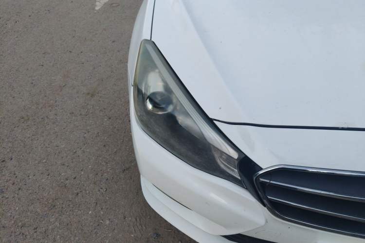 Used Soueast V5 Lingzhi 2015 Plus 1.5L Manual Smart Edition Right Front Headlight