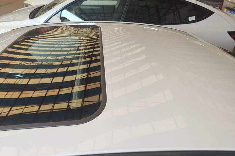 Used Soueast V5 Lingzhi 2015 Plus 1.5L Manual Escort Model Roof