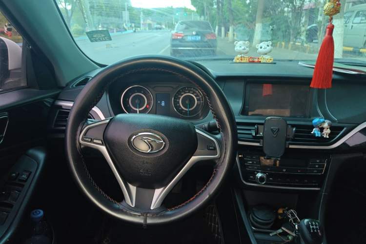 Used Soueast V5 Lingzhi 2015 Plus 1.5L Manual Smart Edition Steering Wheel