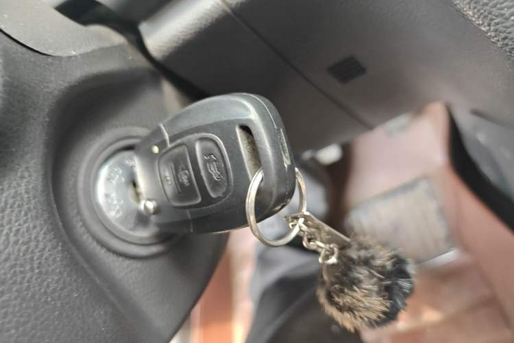 Used Soueast V5 Lingzhi 2015 Plus 1.5L Manual Smart Edition Vehicle Key