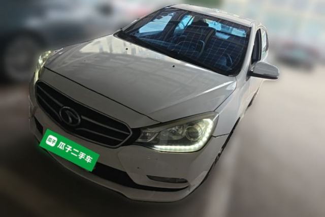 Used Soueast V5 Lingzhi 2015 Plus 1.5L Manual Smart Edition