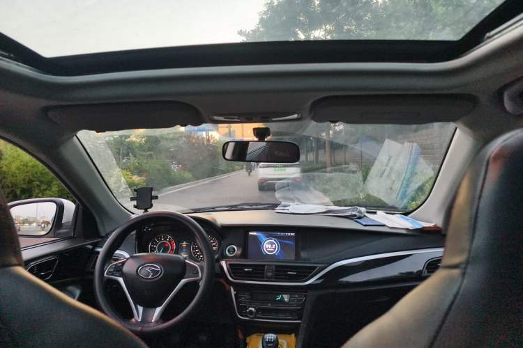 Used Soueast V5 Lingzhi 2016 plus 1.5L manual roll type Headliner