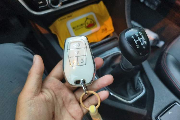 Used Soueast V5 Lingzhi 2016 plus 1.5L manual roll type Vehicle Key