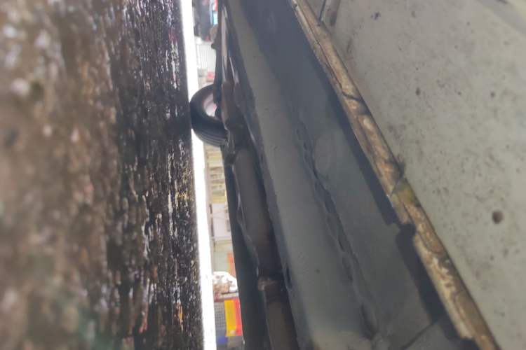 Used Soueast V5 Lingzhi 2016 plus 1.5L manual roll type Chassis Front Right