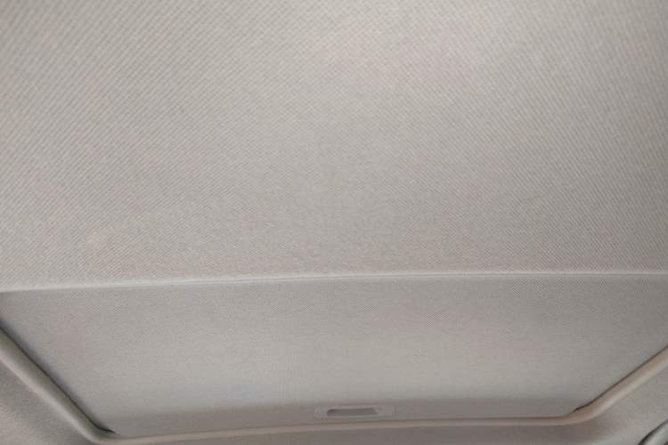 Used Soueast V5 Lingzhi 2016 plus 1.5L manual roll type Headliner