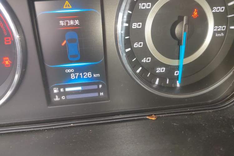 Used Soueast V5 Lingzhi 2016 plus 1.5L manual roll type Odometer Close Up