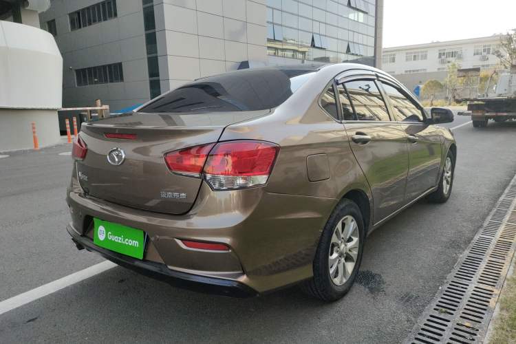 Used Soueast V5 Lingzhi 2017 1.5L Manual New Generation Model Exterior 3