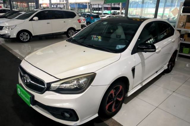 Used Soueast V5 Lingzhi 2017 1.5L Manual New Elite Model