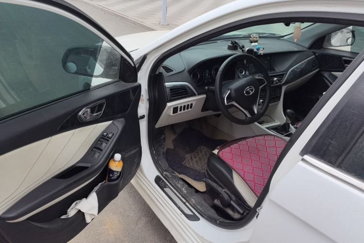 Used Soueast V5 Lingzhi 2017 1.5L Manual New Elite Model Driver Seat