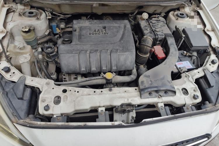 Used Soueast V5 Lingzhi 2017 1.5L Manual New Elite Model Engine Bay