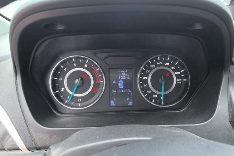 Used Soueast V5 Lingzhi 2017 1.5L Manual New Elite Model Instrument Cluster