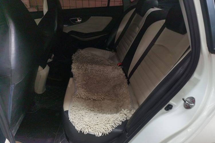 Used Soueast V5 Lingzhi 2017 1.5L Manual New Elite Model Left Rear Seat