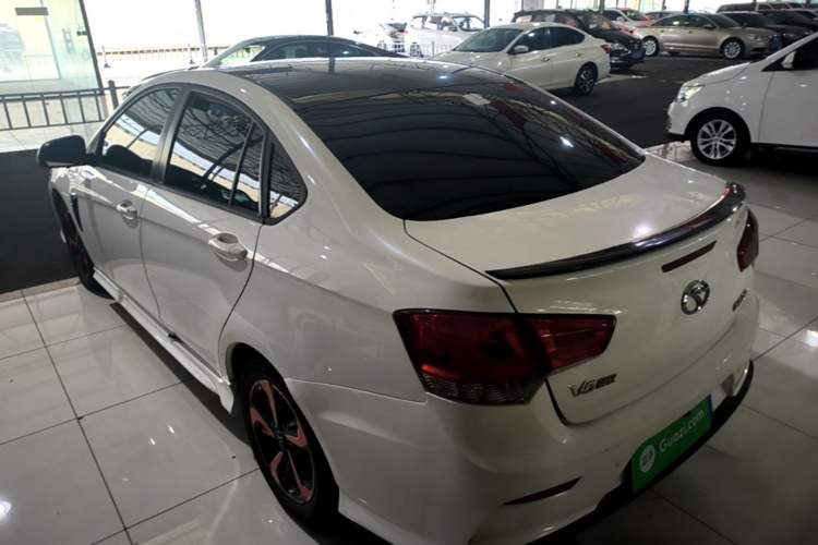 Used Soueast V5 Lingzhi 2017 1.5L Manual New Elite Model Rear Left 45 Deg