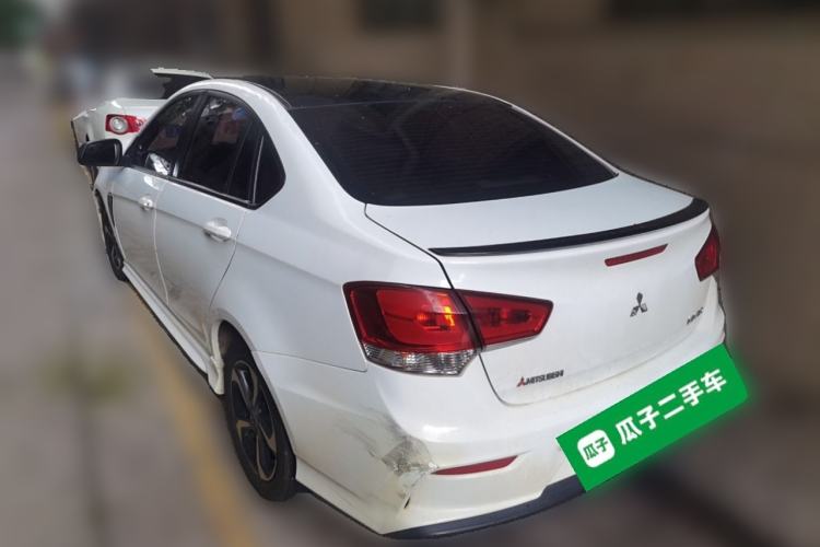 Used Soueast V5 Lingzhi 2017 1.5L Manual New Elite Model Rear Left 45 Deg