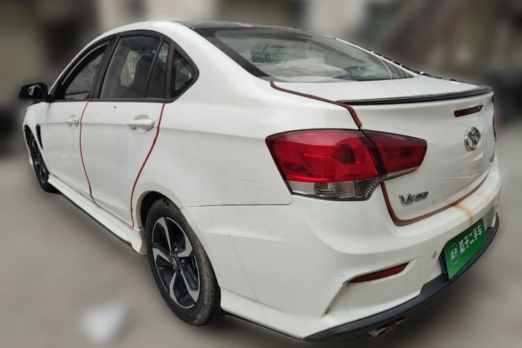 Used Soueast V5 Lingzhi 2017 1.5L Manual New Elite Model Rear Left 45 Deg