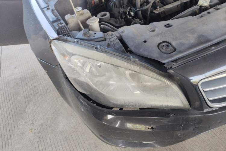 Used Soueast V6 Lingshi 2013 1.5L Manual Standard Edition Right Front Headlight