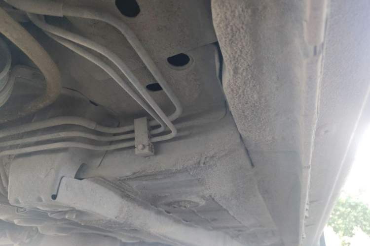 Used Soueast V6 Lingshi 2013 1.5L CVT Luxury Edition Chassis Rear Right