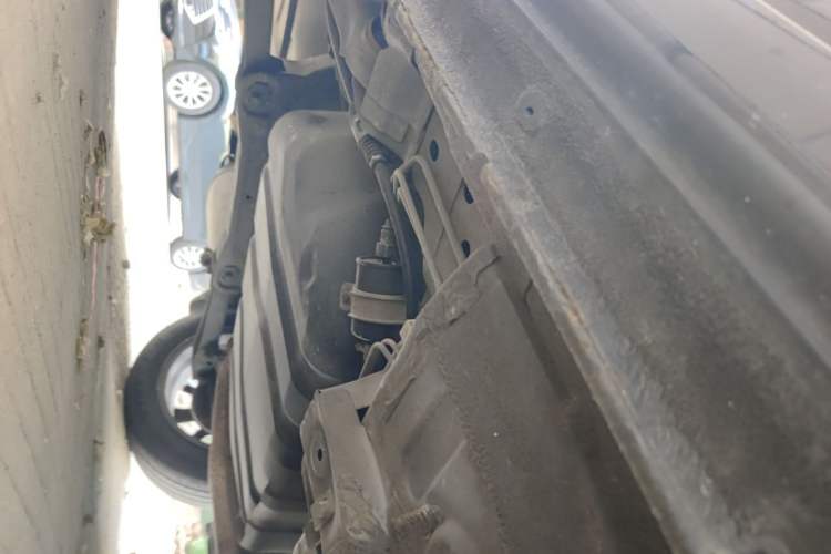 Used Soueast V6 Lingshi 2013 1.5L CVT Luxury Edition Chassis Rear Right