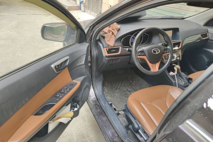 Used Soueast V6 Lingshi 2013 1.5L CVT Luxury Edition Driver Seat