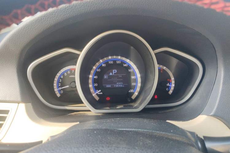 Used Soueast V6 Lingshi 2013 1.5L CVT Luxury Edition Instrument Cluster