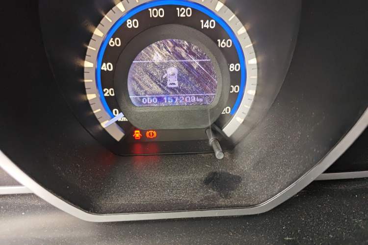 Used Soueast V6 Lingshi 2013 1.5L Manual - Women's Edition Odometer Close Up