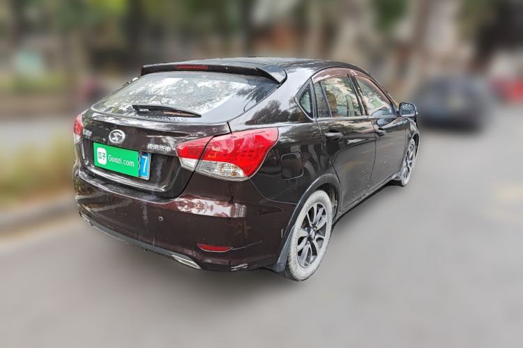 Used Soueast V6 Lingshi 2013 1.5L Manual - Women's Edition Rear Right 45 Deg