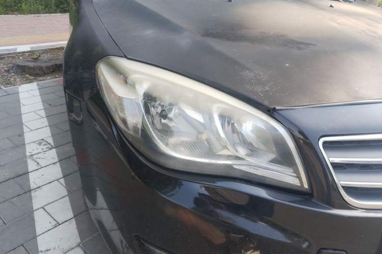 Used Soueast V6 Lingshi 2013 1.5L CVT Luxury Edition Right Front Headlight
