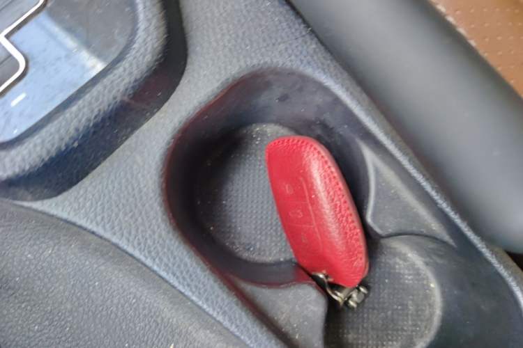 Used Soueast V6 Lingshi 2013 1.5L CVT Luxury Edition Vehicle Key
