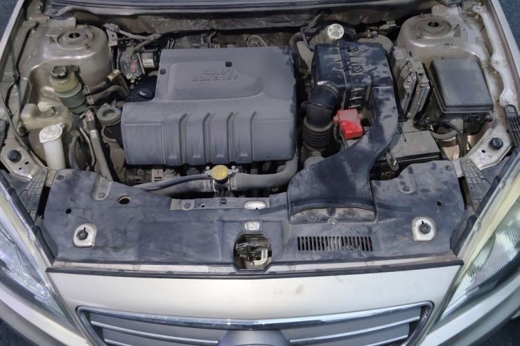 Used Soueast V6 Lingshi 2013 1.5L CVT Luxury Edition Engine Bay