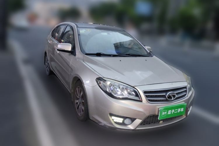 Used Soueast V6 Lingshi 2013 1.5L CVT Luxury Edition Front Right 45 Deg