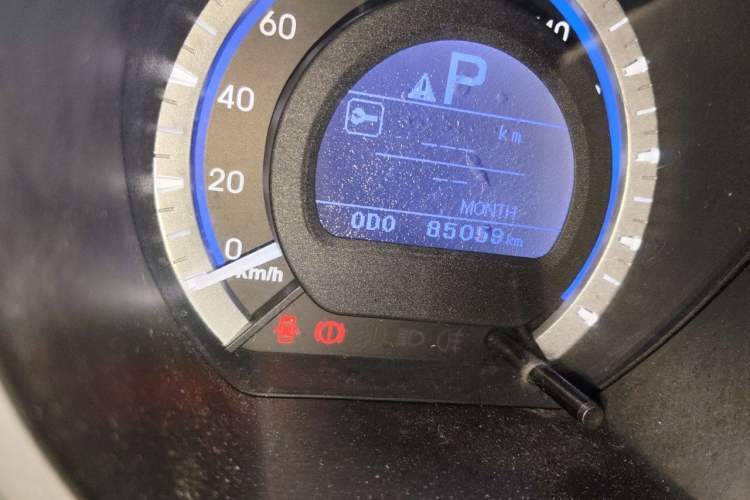 Used Soueast V6 Lingshi 2013 1.5L CVT Luxury Edition Odometer Close Up