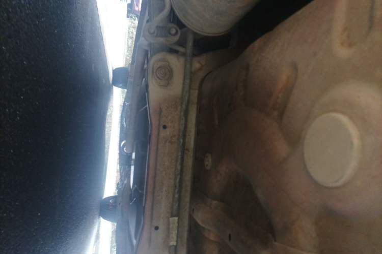 Used Soueast V6 Lingshi 2013 1.5L Manual Comfort Edition Chassis Rear