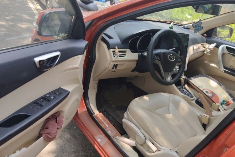 Used Soueast V6 Lingshi 2013 1.5L CVT Luxury Edition Driver Seat
