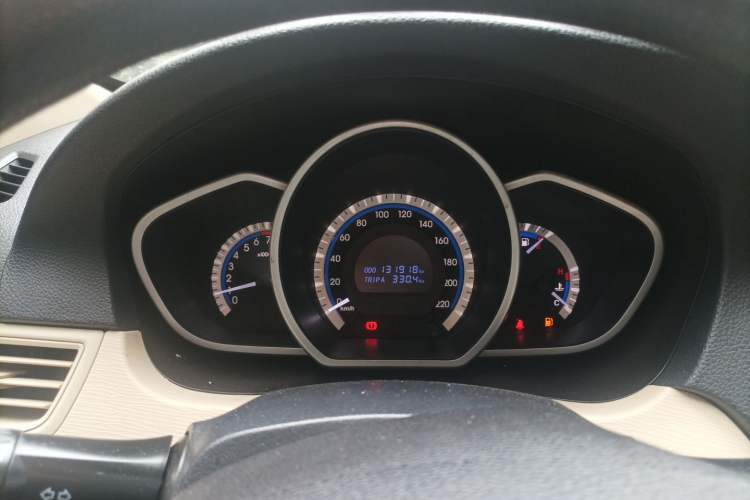 Used Soueast V6 Lingshi 2013 1.5L Manual Comfort Edition Instrument Cluster