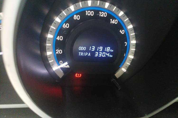 Used Soueast V6 Lingshi 2013 1.5L Manual Comfort Edition Odometer Close Up