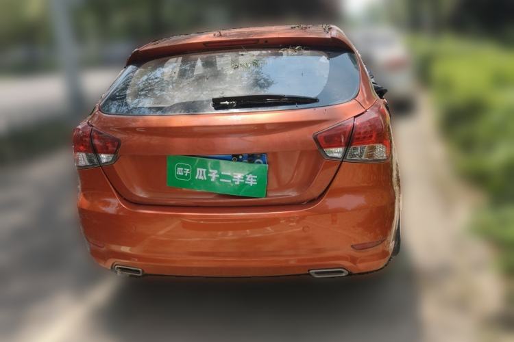 Used Soueast V6 Lingshi 2013 1.5L CVT Luxury Edition Rear
