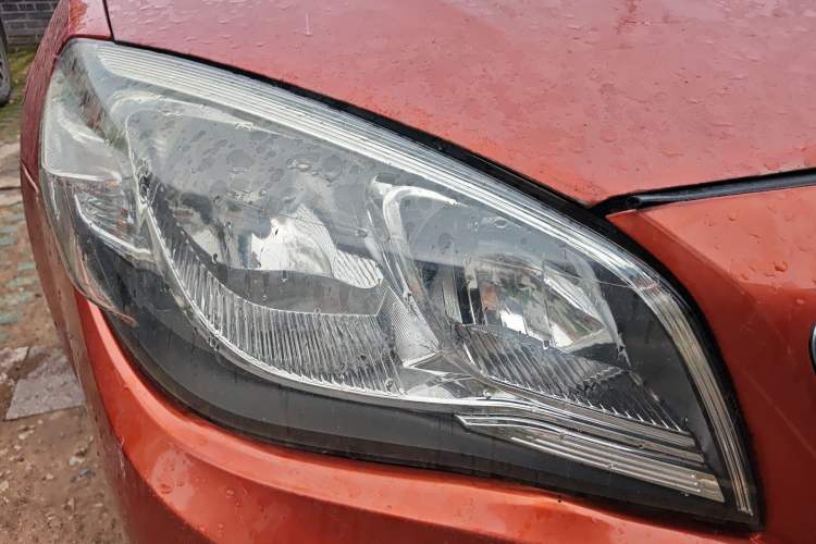 Used Soueast V6 Lingshi 2013 1.5L Manual Comfort Edition Right Front Headlight