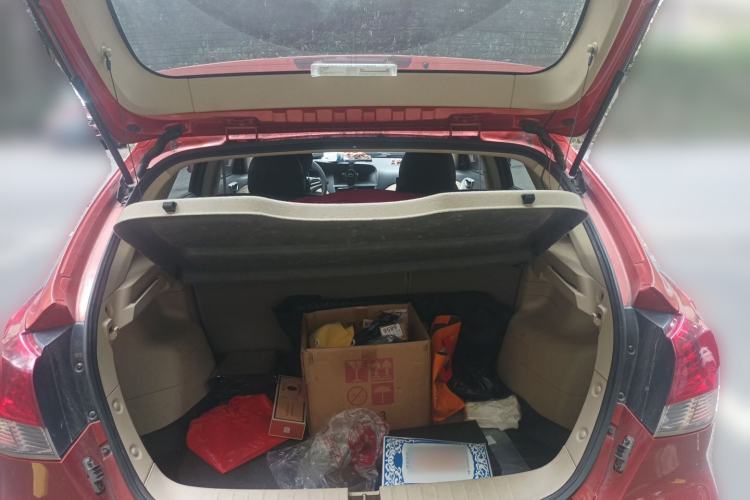 Used Soueast V6 Lingshi 2013 1.5L Manual Comfort Edition Trunk
