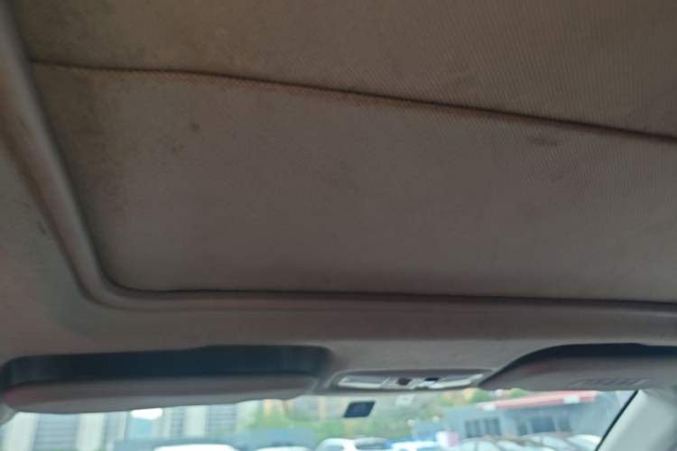 Used Soueast V6 Lingshi 2013 1.5L Manual Luxury Edition Headliner