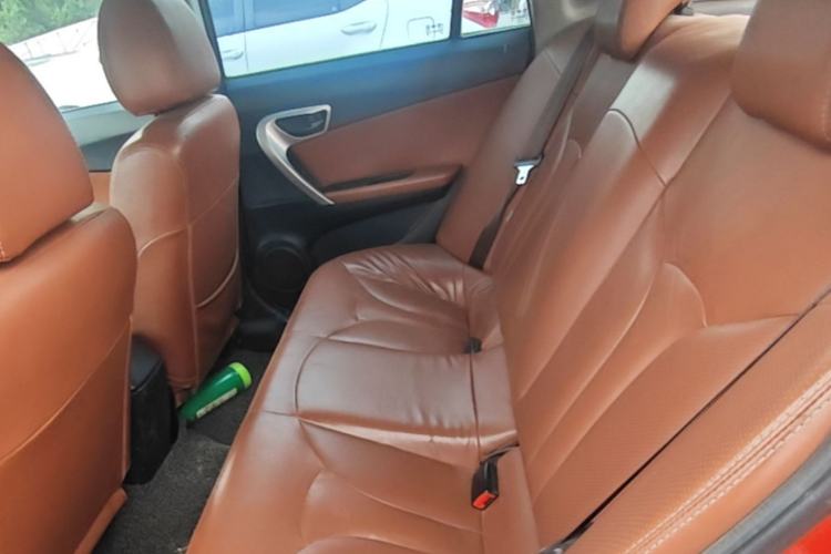 Used Soueast V6 Lingshi 2013 1.5L Manual Luxury Edition Left Rear Seat