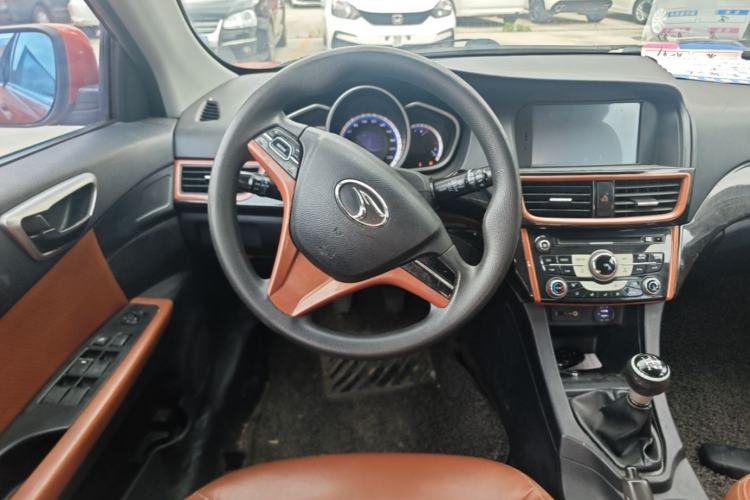 Used Soueast V6 Lingshi 2013 1.5L Manual Luxury Edition Steering Wheel
