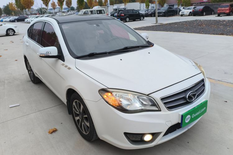Used Soueast V6 Lingshi 2013 1.5L Manual Comfort Edition Front Right 45 Deg